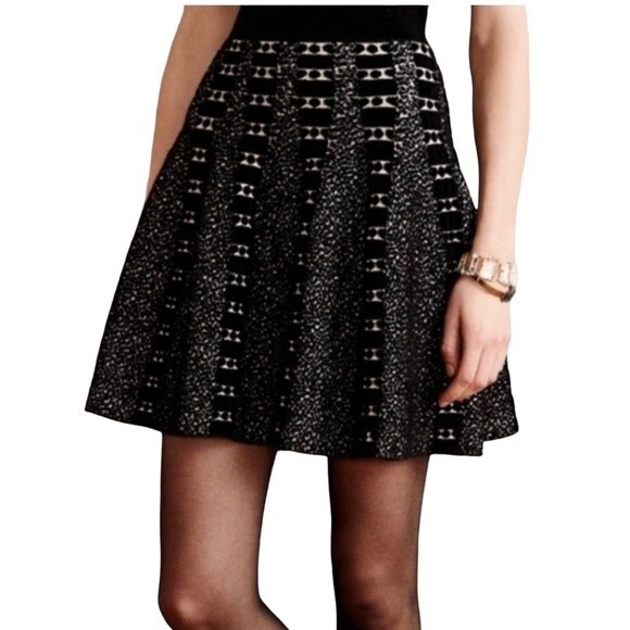 Anthro MOTH Soft Jacquard Dot Striped Black Cream Knit Flare Skater Skirt Small - Picture 1 of 8